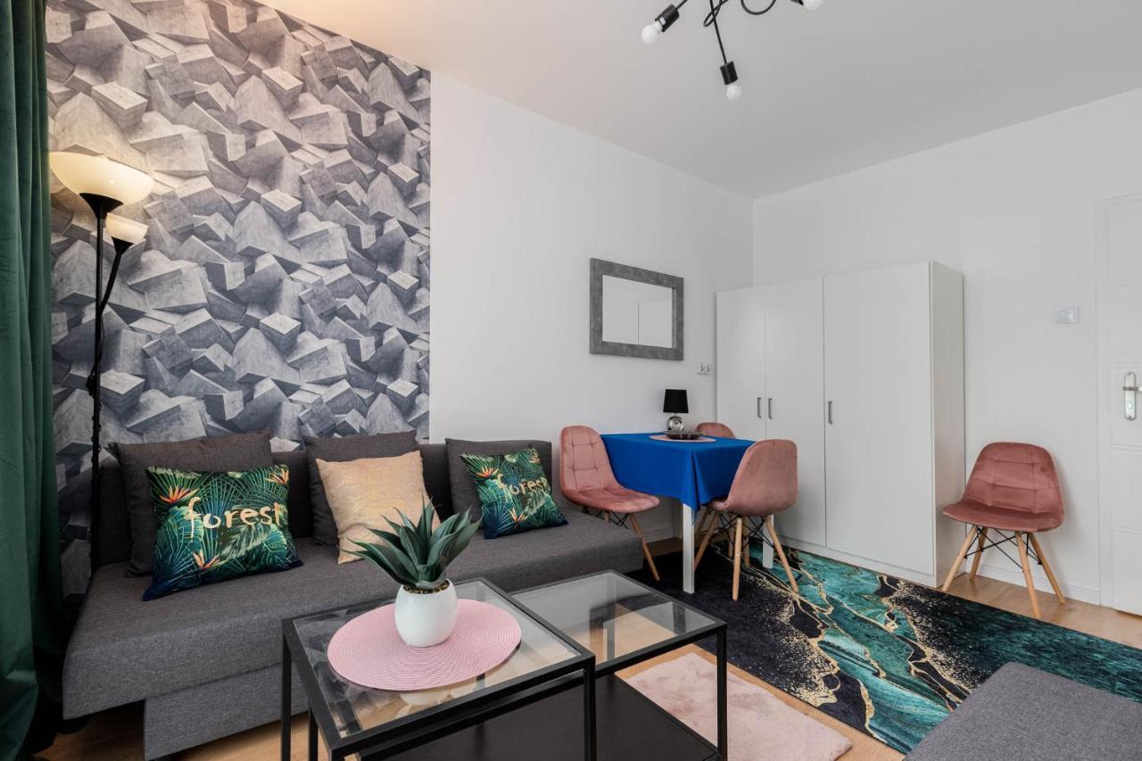 Apartament Kolorowe Balkony Czyzewskiego 3 *