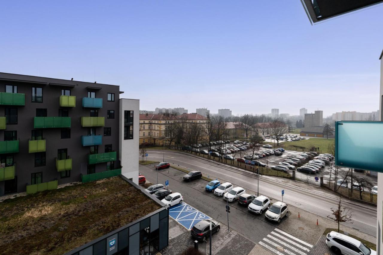Apartament Kolorowe Balkony Czyzewskiego 3 *